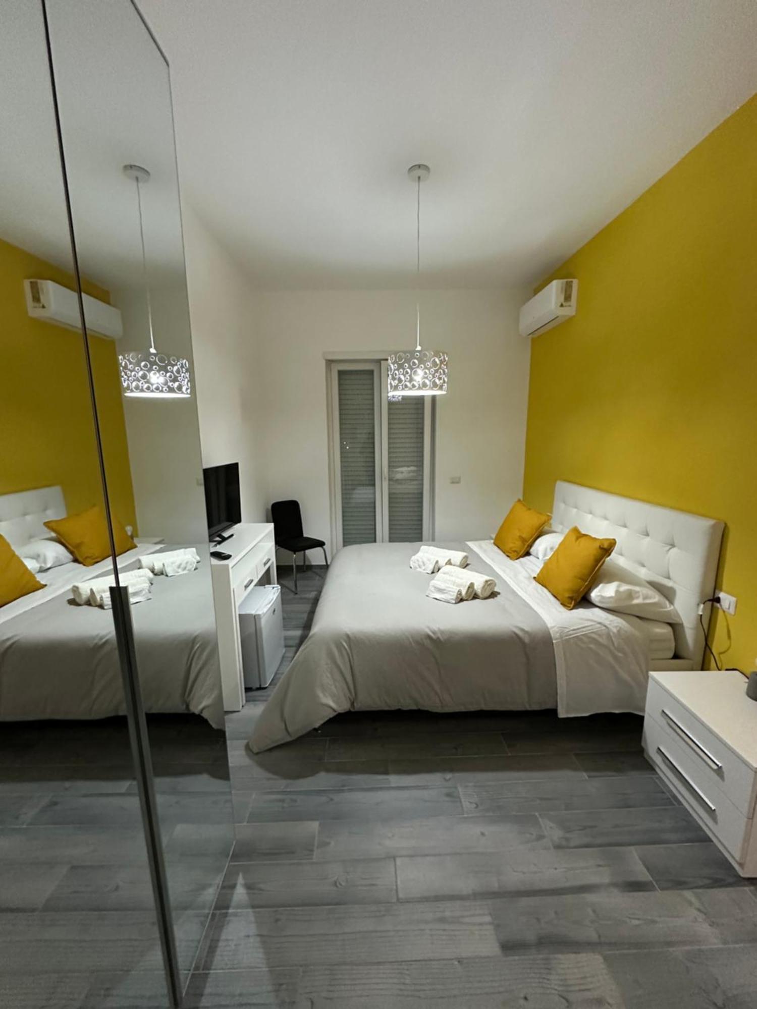 La Parthenope Suites Portici Exterior photo